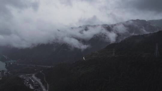 重庆彭水云海高山雨天国庆移动延时航拍高清