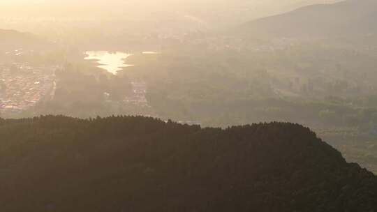 航拍枣庄新城晨曦下的城市