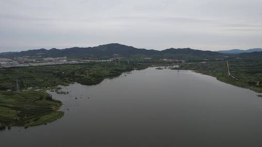 航拍威海临港区的郭格庄水库