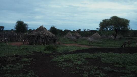 非洲村落的草屋