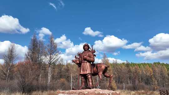 内蒙古鄂温克猎民雕塑视频素材模板下载
