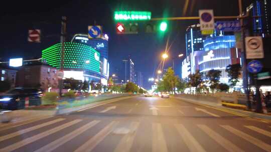 大城市夜晚马路夜景