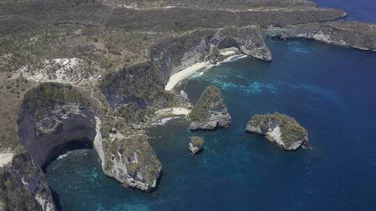 4K巴厘岛海岛佩妮达岛海浪航拍风光