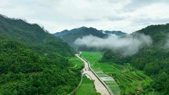 航拍祖国大好河山贵州山川森林河流自然风光