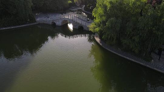 西安丰庆公园小桥城市宣传5