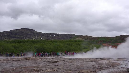 冰岛著名的喷泉喷发