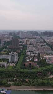 竖版航拍河南漯河城市大景城市建设