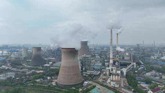 武汉武钢集团，近景冷凝塔直推镜头视频素材模板下载