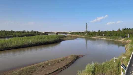 平静的河流