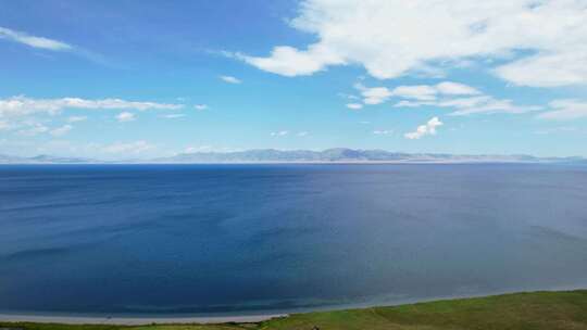 航拍新疆赛里木湖视频素材模板下载