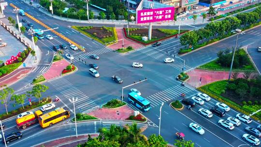 东莞茶山安泰路茶兴路交汇处后退拉高