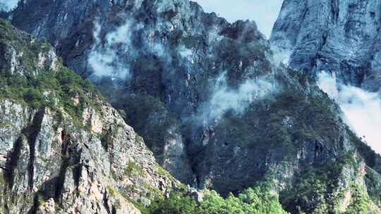 虎跳峡航拍风光视频素材模板下载