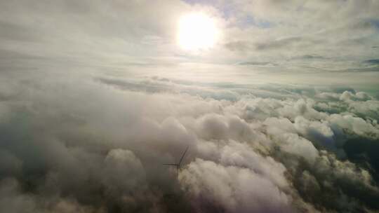 日出高空云层云雾阳光