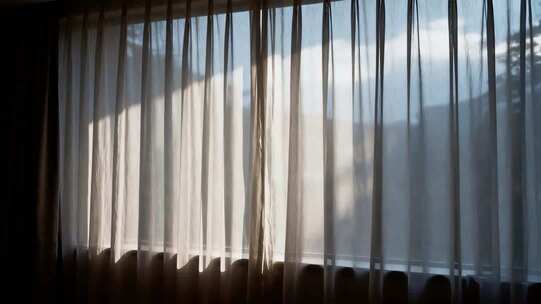 室内窗户阳光照射窗帘画面