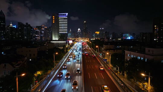 上海延安路高架车流长镜头航拍夜景