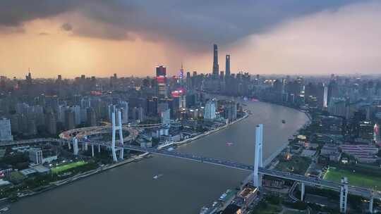 上海雨幡 高温 暴雨 风暴 台风天 日落