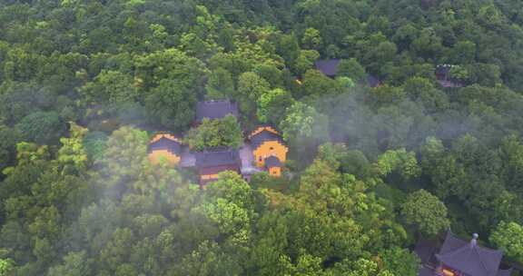 杭州永福寺云雾航拍