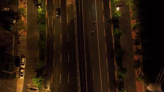 夜晚城市 济南经十路摩托车路跑