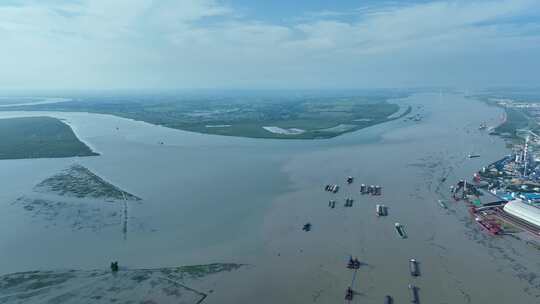 岳阳洞庭湖汛期涨水