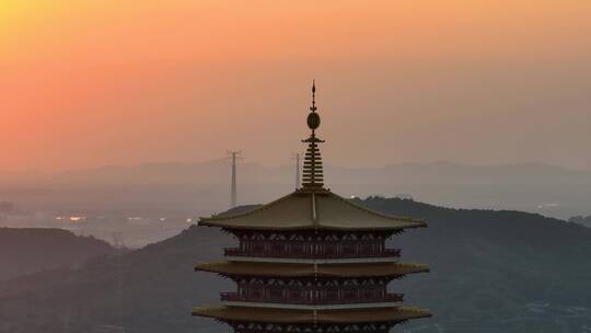 航拍南京地标建筑牛首山风景区