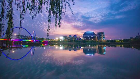 新郑轩辕湖夜景亮化