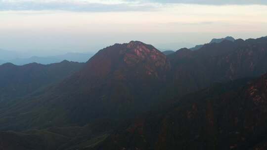 安徽省黄山市黄山风景区北大门景观日落航拍