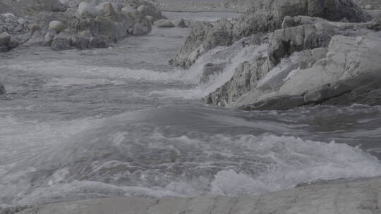 小瀑布 溪流  石滩 河流 沙石 水流 水潭