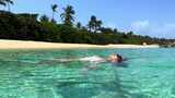 比基尼美女游泳海边游泳高端度假村度假酒店高清在线视频素材下载