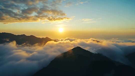 云海日出壮丽山河