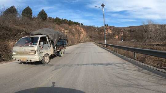 公路 车辆 行驶 移动 道路 自然风景