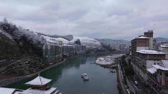 航拍锦屏县雪景文书楼风雨桥