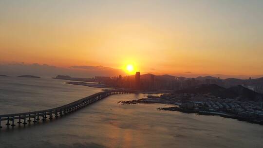 跨海大桥日出 清晨 海边