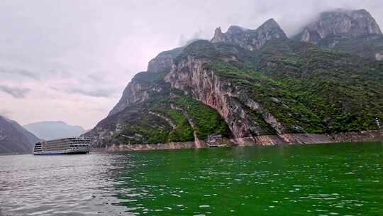 长江三峡巫峡风光