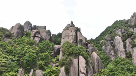 航拍福建宁德福鼎太姥山海上仙山风光