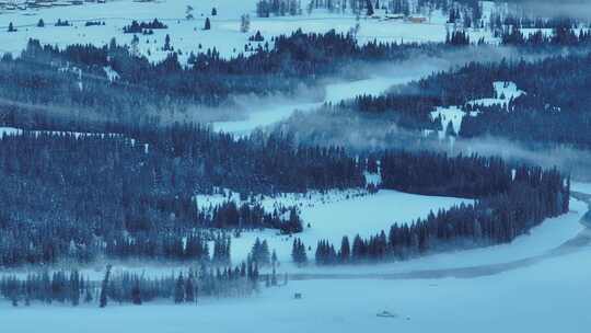 新疆北疆阿勒泰喀纳斯冬季雪景童话世界航拍