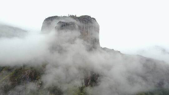 云雾 山峰 航拍