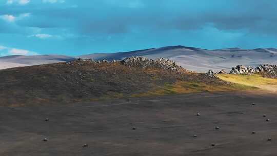 呼伦贝尔草原黑石山航拍4K大气风景