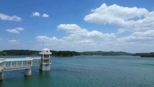 山水 云雾 湖面 绿水青山 湖水