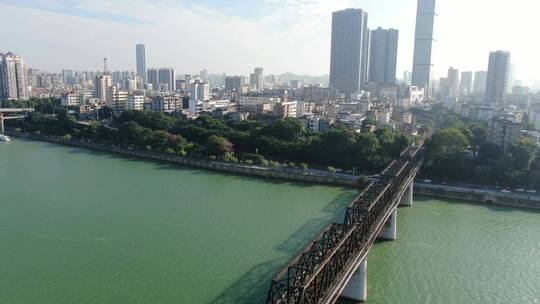 广西柳州城市风光跨江大桥交通航拍