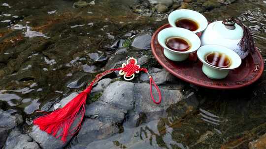 河边唯美红茶中国茶文化冲泡红茶热茶