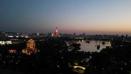 航拍山东济南大明湖景区夜景