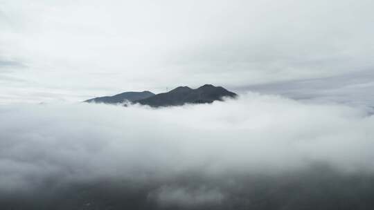 雨后高山云海风景航拍