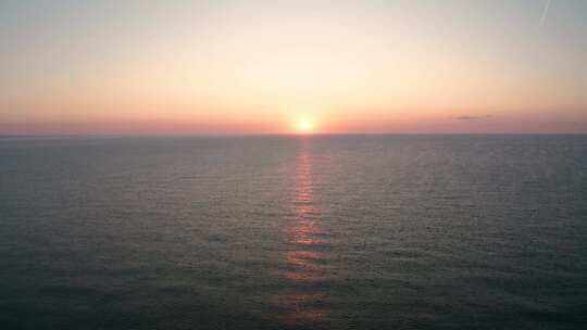 海上的日出