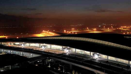 青岛胶东国际机场夜景航拍