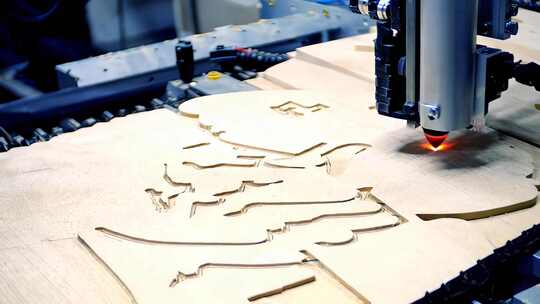 机器木材雕刻加工画面