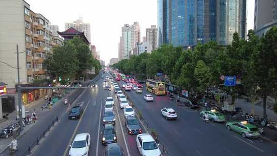 郑州交通紫荆山路实景