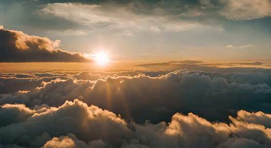 云层日出阳光太阳云朵夕阳黄昏太阳光芒照射