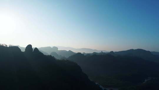 山峰日落延时山峰日出武夷山天空晚霞风景