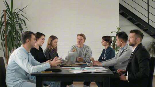 国际合作方案交流讨论白领金融写字楼