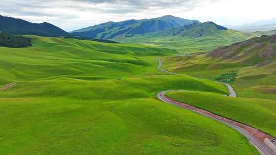 航拍伊昭公路 乌孙山